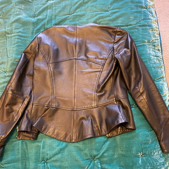 Newport News Shape FX black leather jacket - Picture 3 of 5